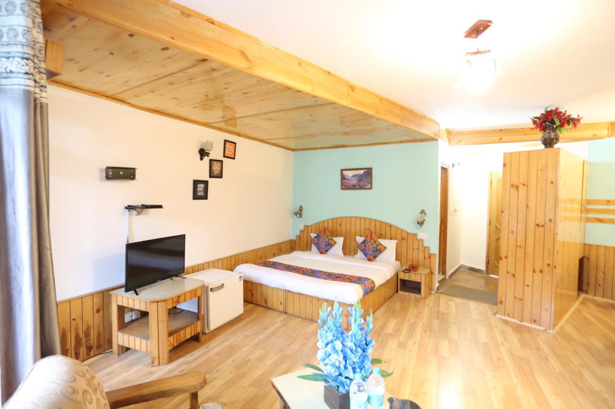 Hotel Surbhi Vashist Extérieur photo