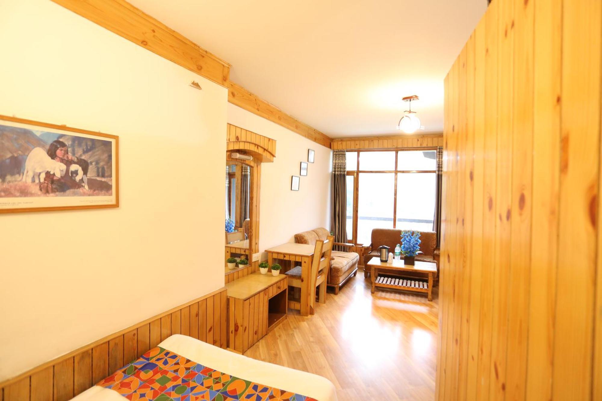 Hotel Surbhi Vashist Extérieur photo