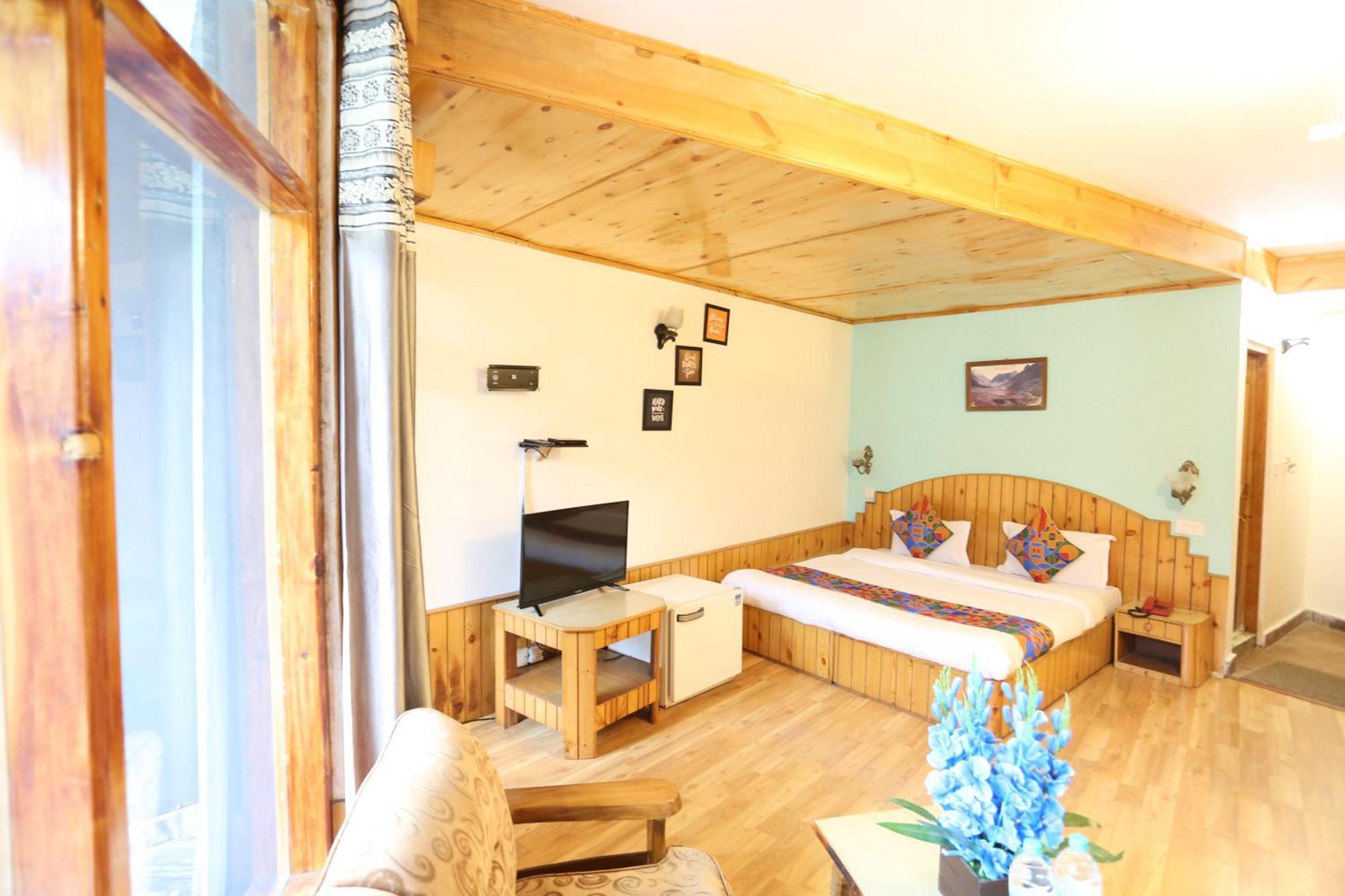 Hotel Surbhi Vashist Extérieur photo