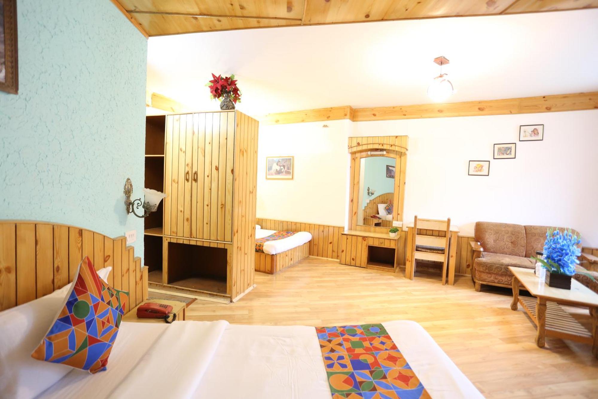 Hotel Surbhi Vashist Extérieur photo
