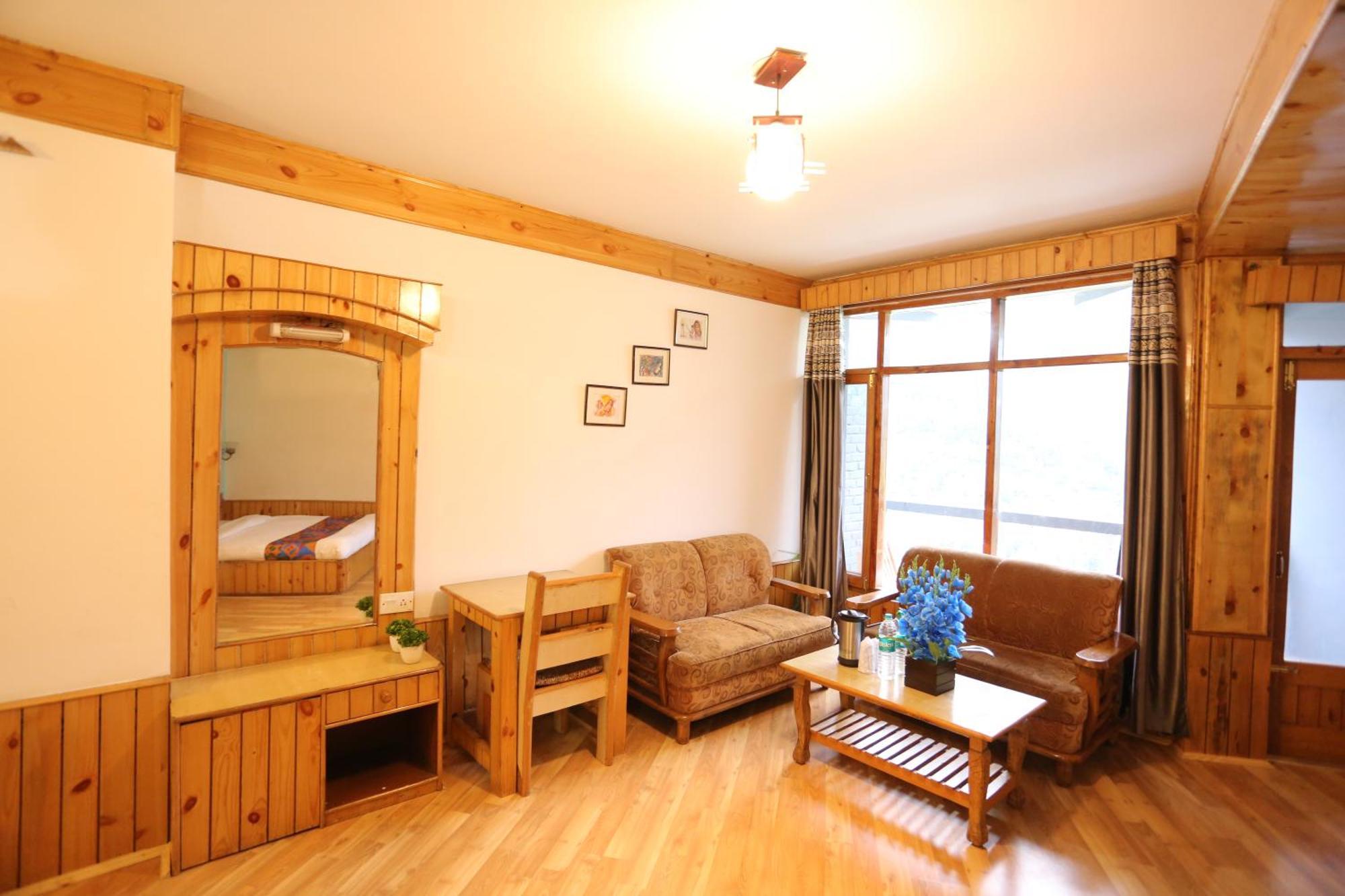 Hotel Surbhi Vashist Extérieur photo