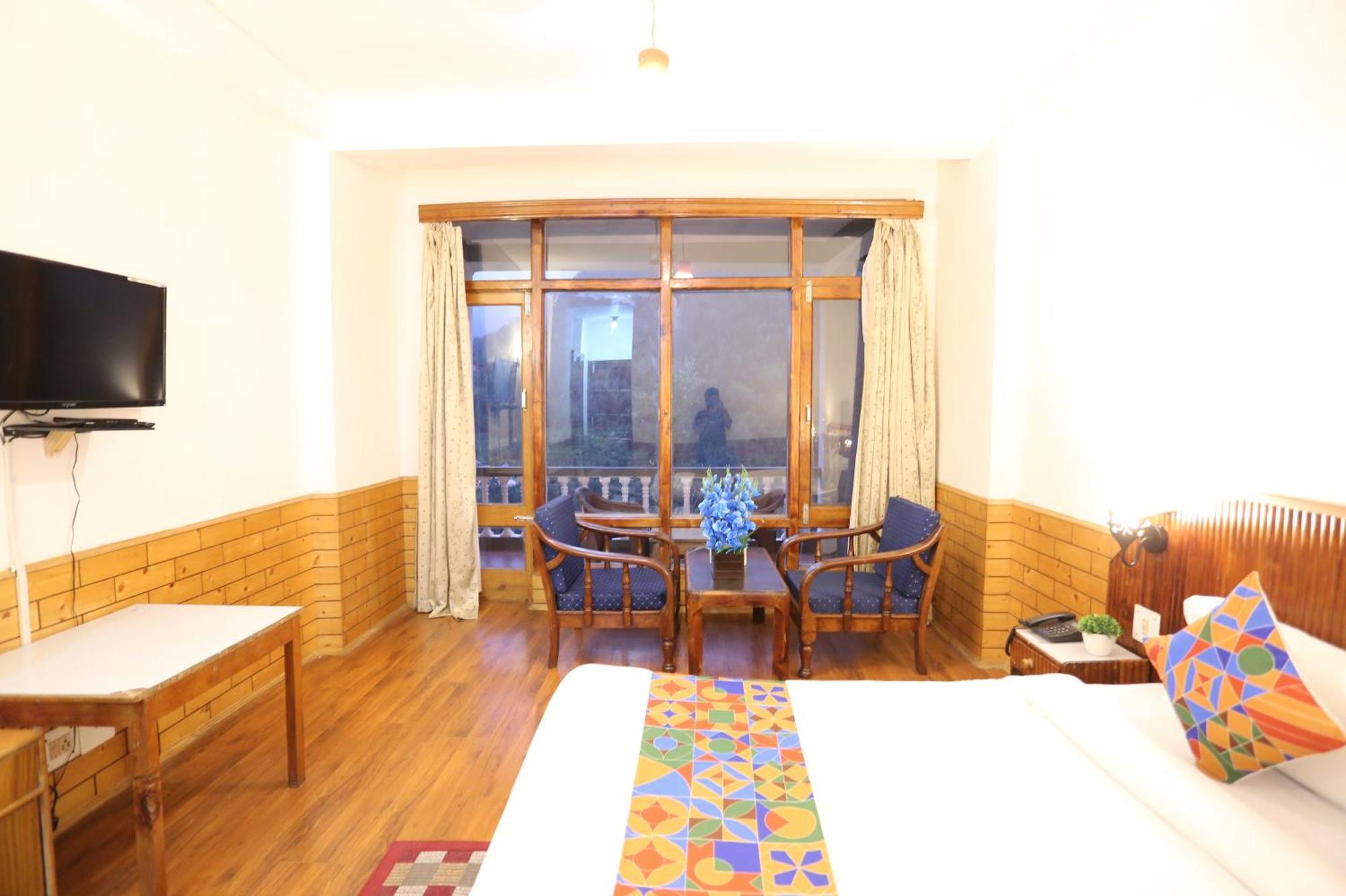 Hotel Surbhi Vashist Extérieur photo
