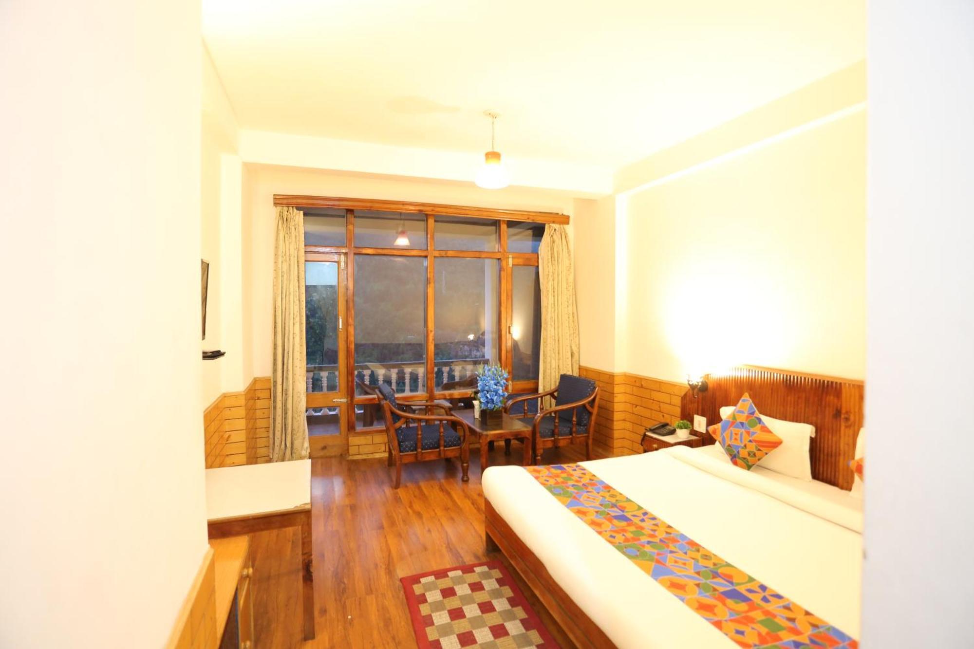 Hotel Surbhi Vashist Extérieur photo