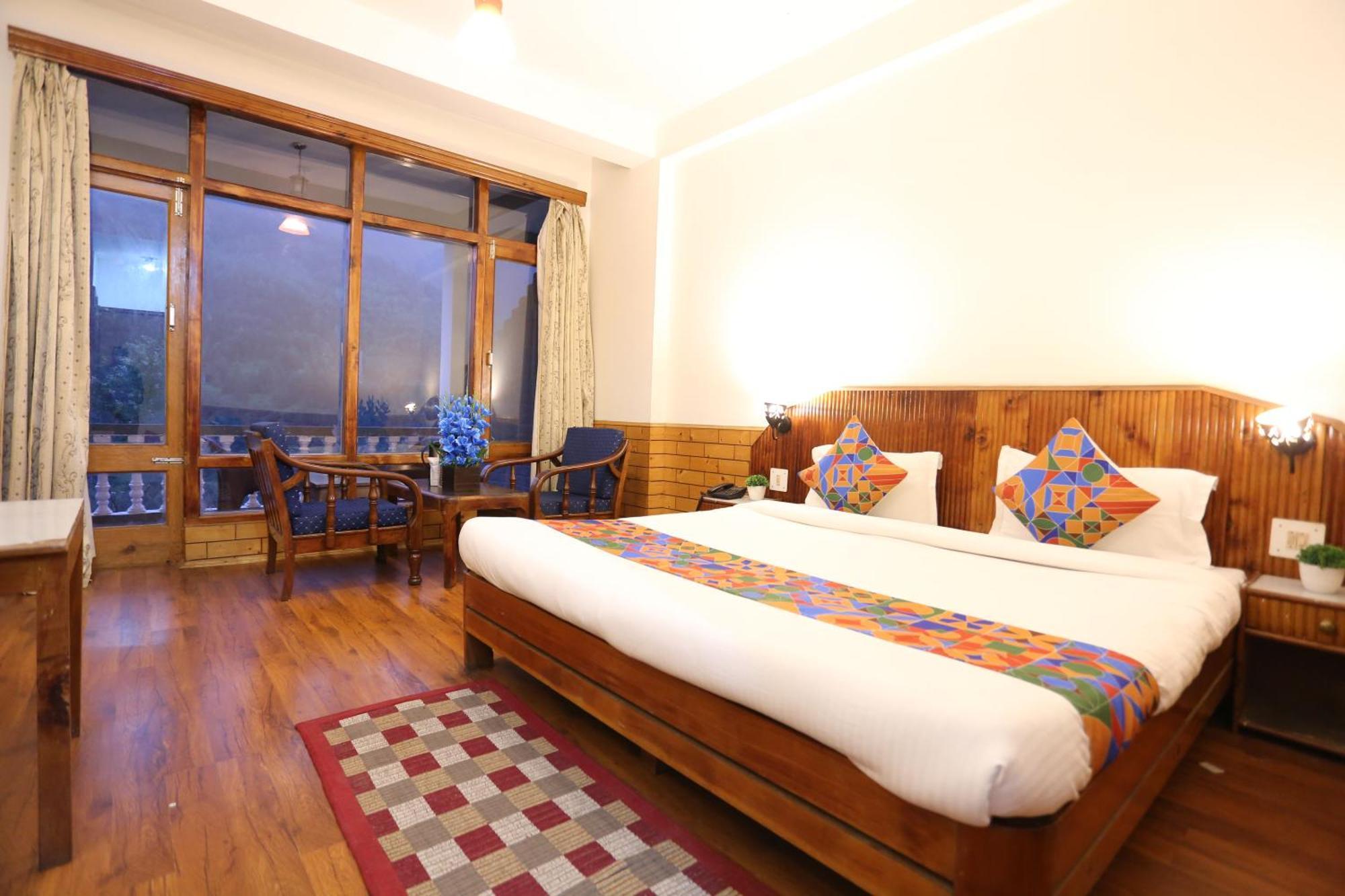 Hotel Surbhi Vashist Extérieur photo